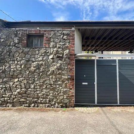 Hideaway Garden Paradise *